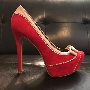 Jessica Simpson 👠